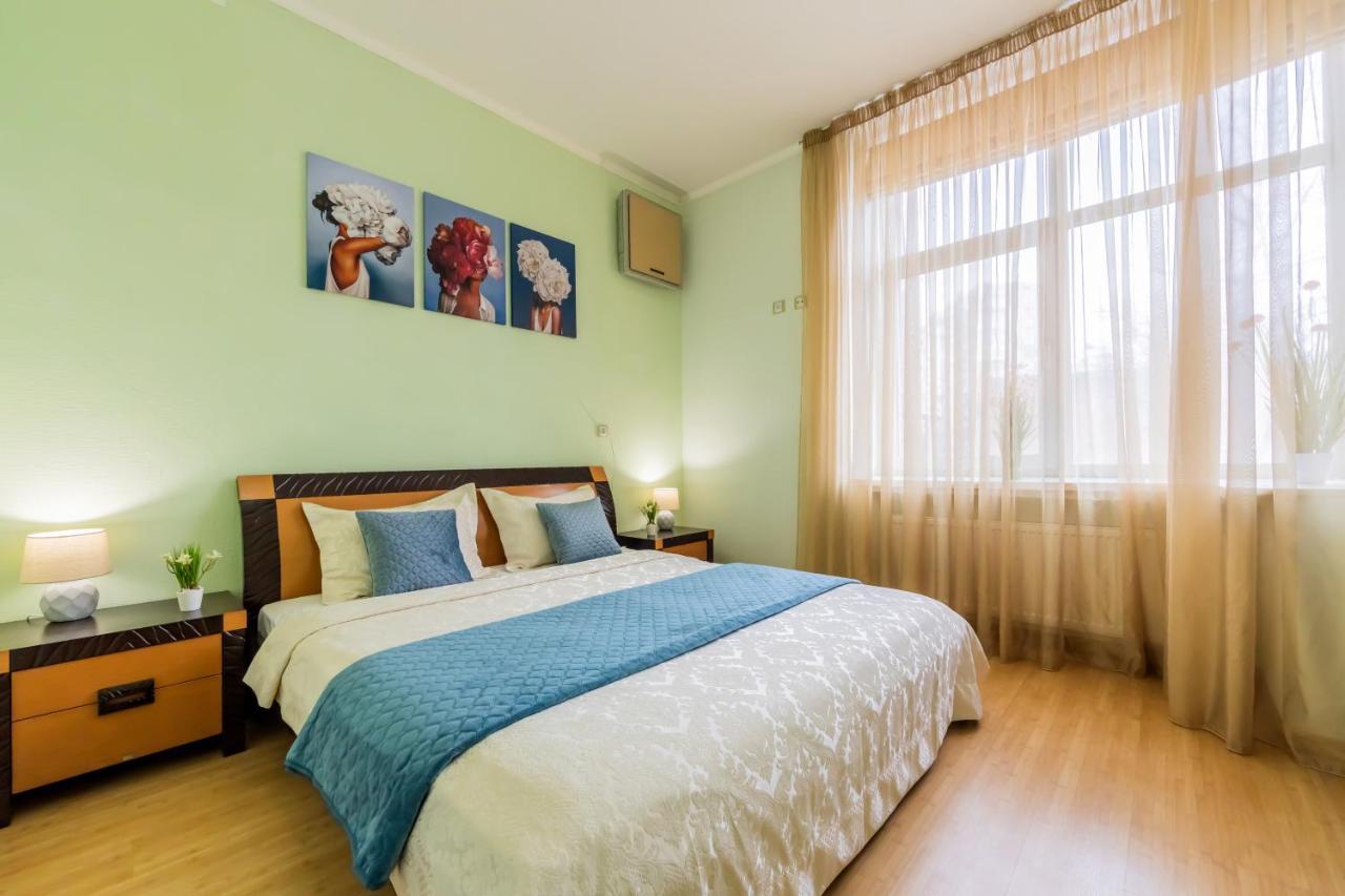 2К Квартира У Новому Будинку, Печерськ Kyiv Exterior photo
